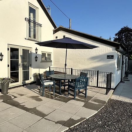 Henley-in-Arden Finwood Green Farm Holiday Cottages-The Calf Shed And The Milk Parlour מראה חיצוני תמונה
