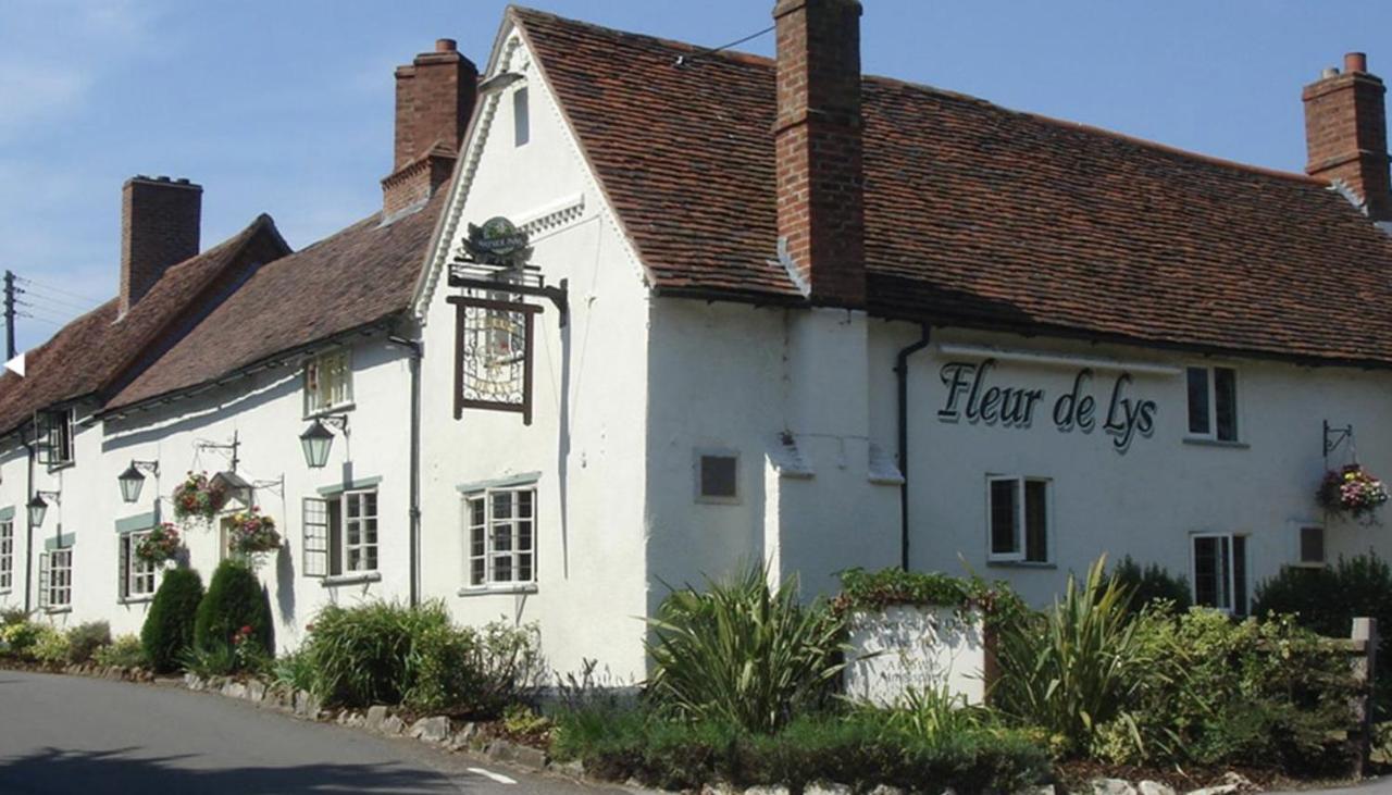 Henley-in-Arden Finwood Green Farm Holiday Cottages-The Calf Shed And The Milk Parlour מראה חיצוני תמונה