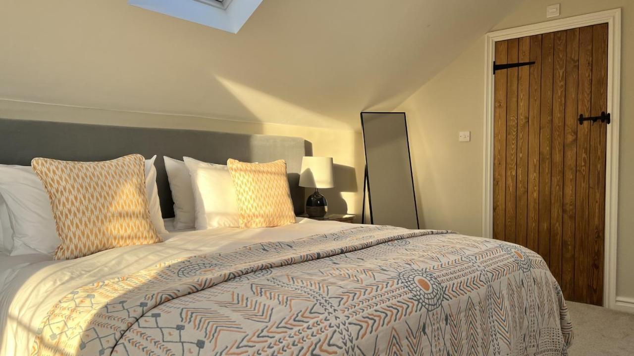 Henley-in-Arden Finwood Green Farm Holiday Cottages-The Calf Shed And The Milk Parlour מראה חיצוני תמונה
